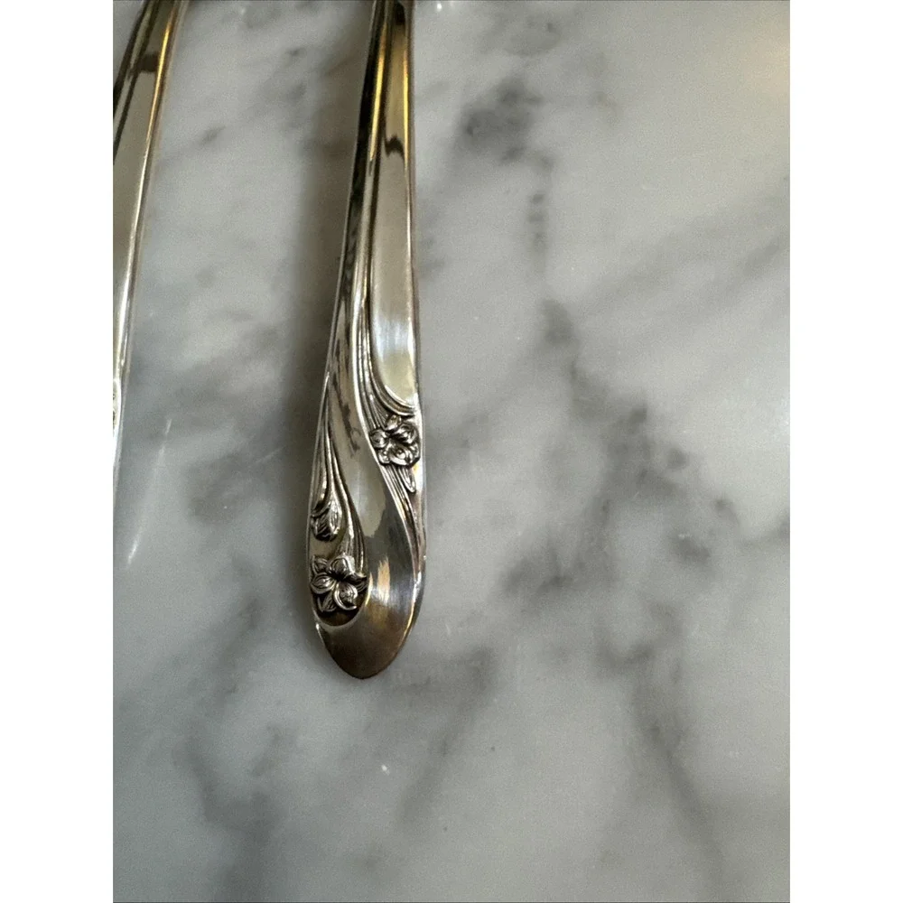 Holmes &Edwards ROMANCE Silverplate Flatware Set Of 4 Teaspoons